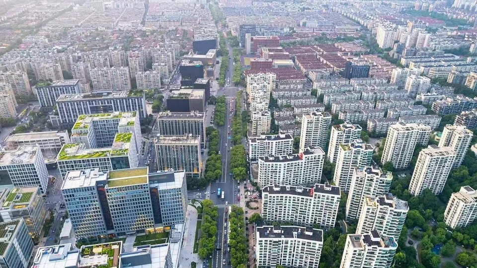 6377套,杭州二手房月成交量六连跌,半数房源总价不到200万