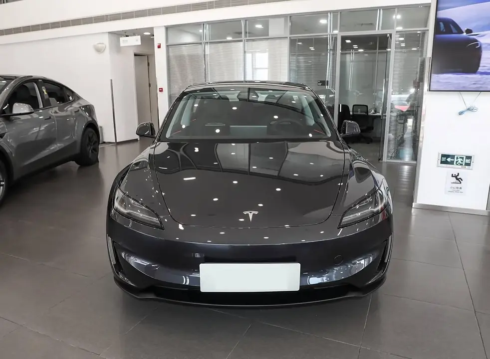 24款特斯拉Model 3高性能版到底怎么样?看完你就懂了