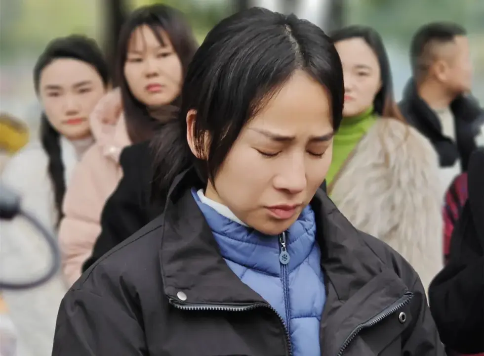 两年被家暴16次,受害者小谢的自我救赎 | 深度报道
