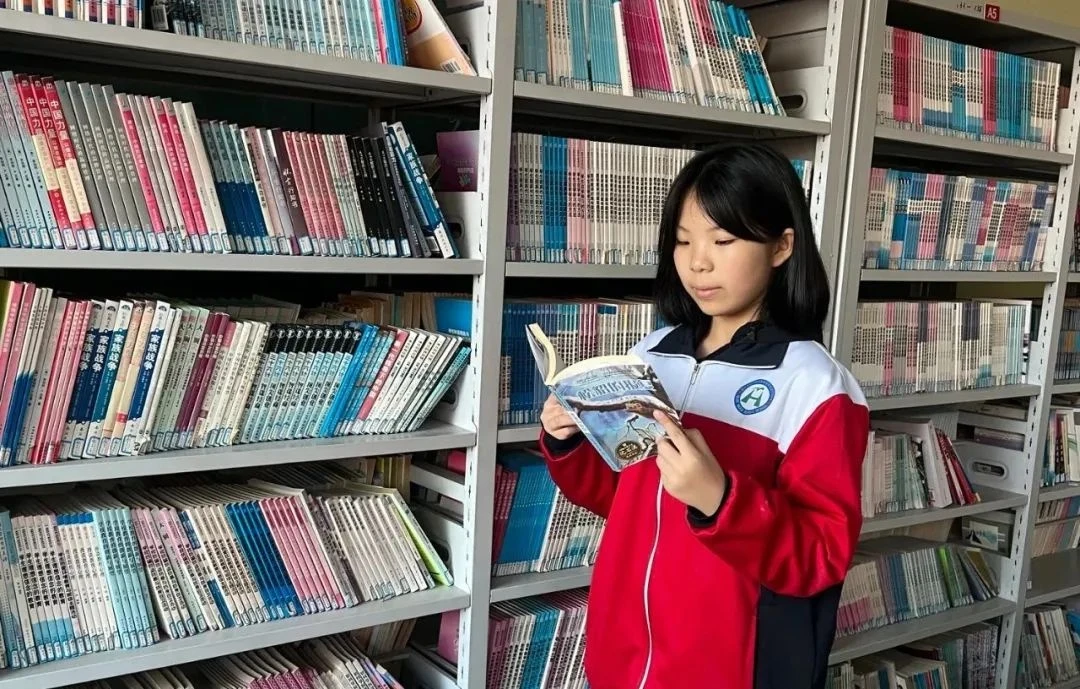 梁董泽华:品学兼优 向上向善