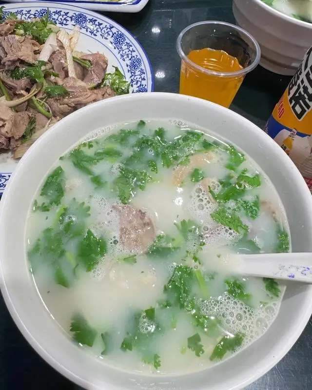 海门提汤羊肉:一碗暖透江南冬的人情滋味