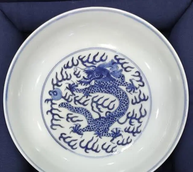 大清乾隆年制款 民国时期 五彩龍紋盘 瓷珍收藏| 乾隆龙纹大盘领衔纽约