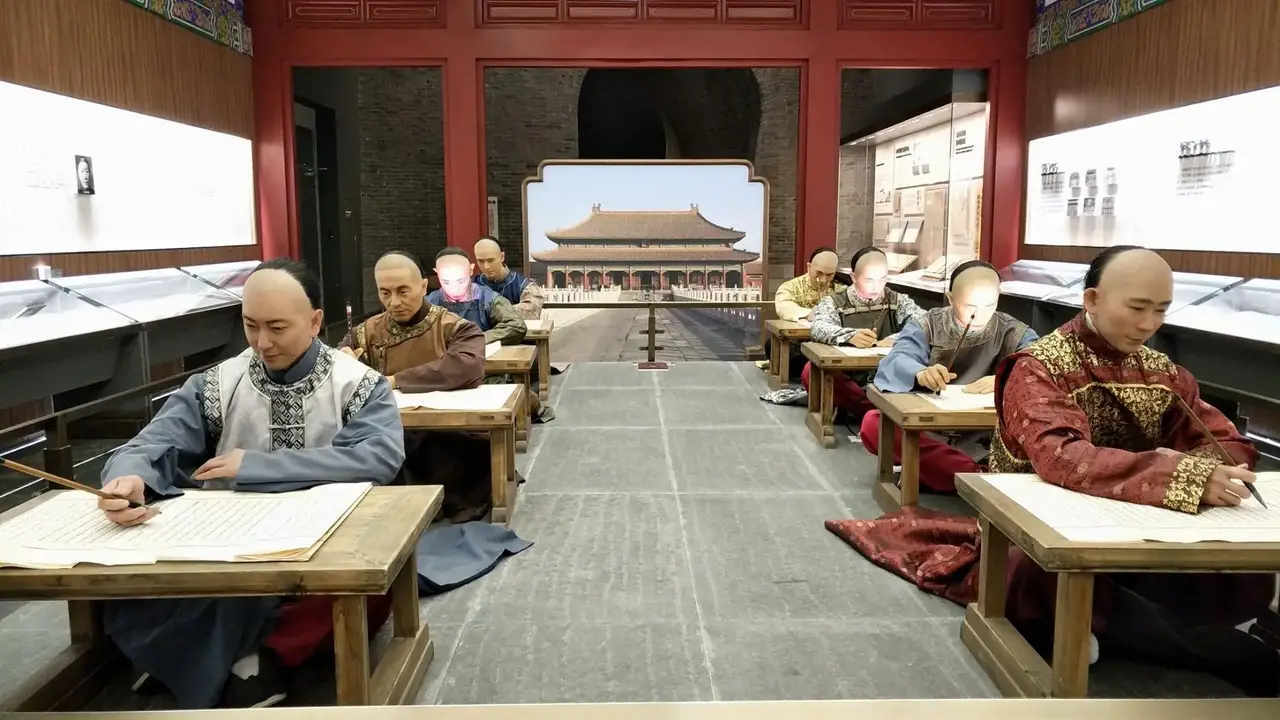 中国最后一位状元刘春霖的试卷真迹,手写字让人汗颜,犹如印刷体