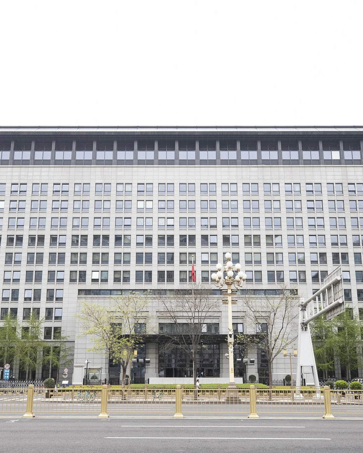 商务部回应英国制裁5家中国企业：典型的“长臂管辖”行径