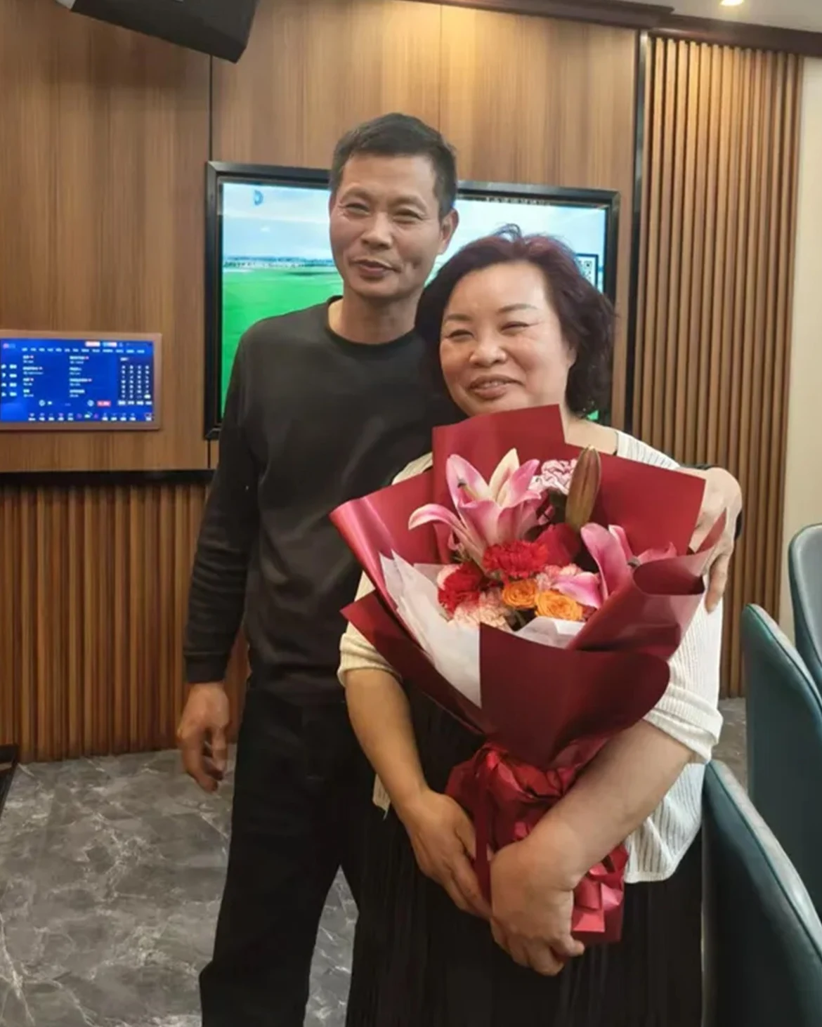 申诉获无罪福建女商人林惠荣获国家赔偿,欲再为 “从犯” 丈夫申诉