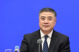 国务院免去他这一职务,此前已任新职