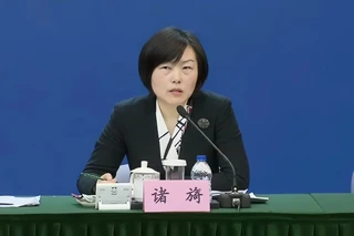 诸旖,任区委常委、统战部部长