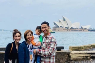 香港演员张达伦庆结婚9周年，太太原为哥哥朋友，不介意有继女