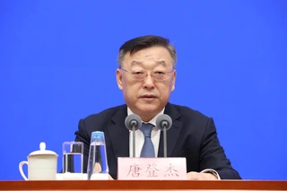 唐登杰当选山西省人大常委会主任