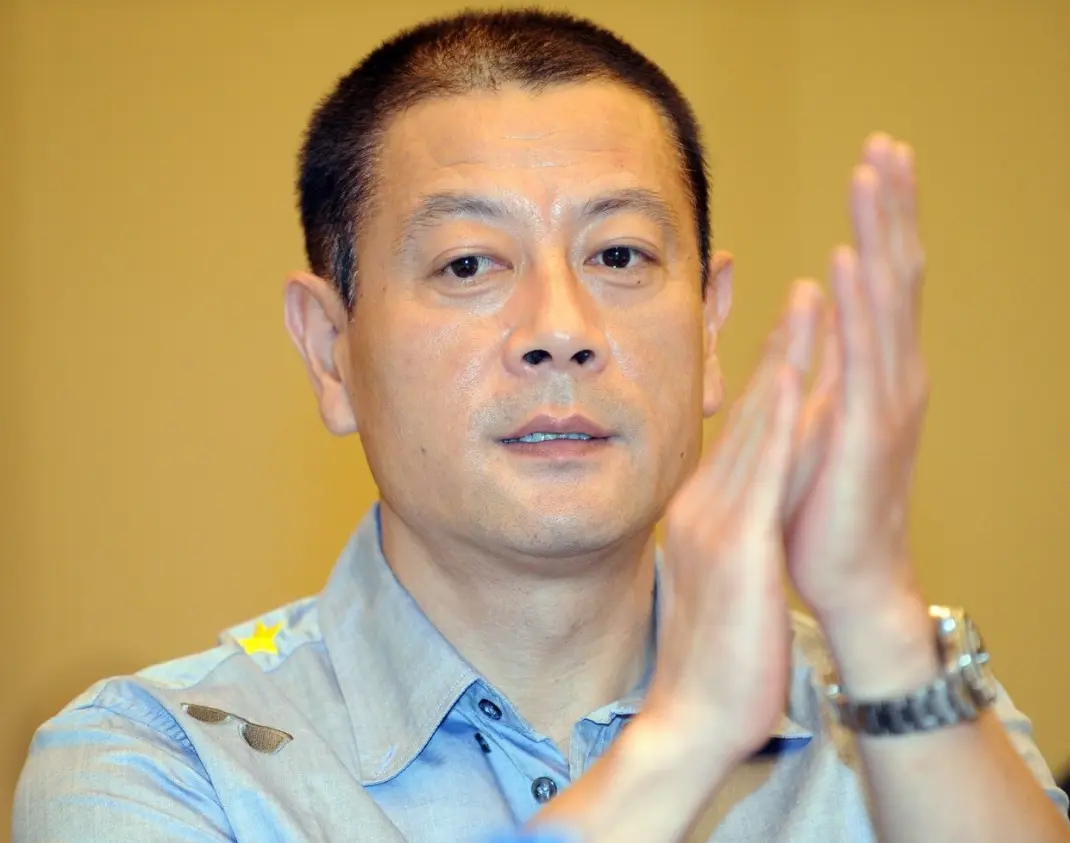 巫刚：和前妻15年婚姻无儿无女，却和不婚不育的陈瑾在一起20年