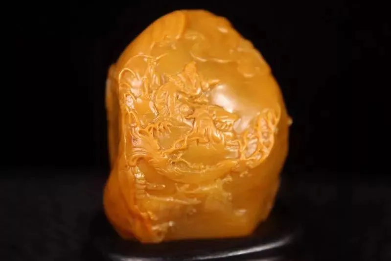 古美術品　田黄石　神獣像 約15cm 古美術品 田黄石 神獣像 約15cm